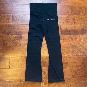 Peace Love World balance yoga leggings